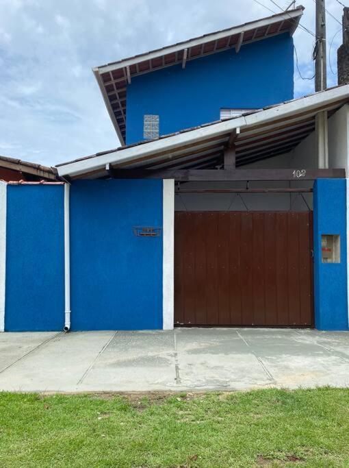 Casa Perto Da Praia Em อูบาตูบา ภายนอก รูปภาพ